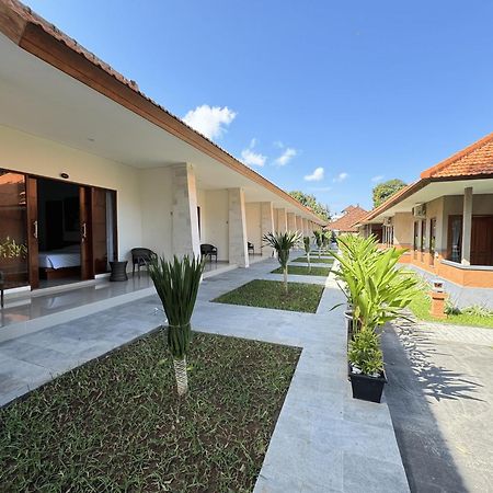 New Garden View Resort Legian Eksteriør billede